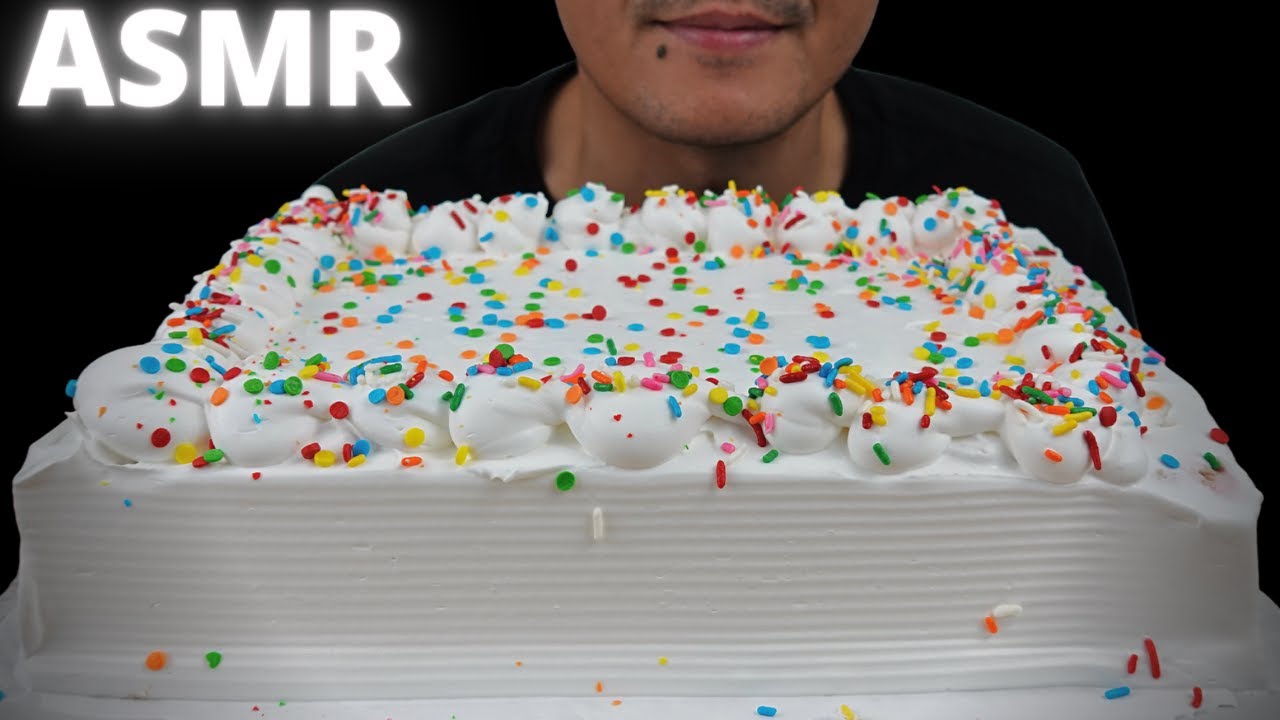 ASMR | Strawberries & Cream Ice Cream Cake | The Hangry Mole