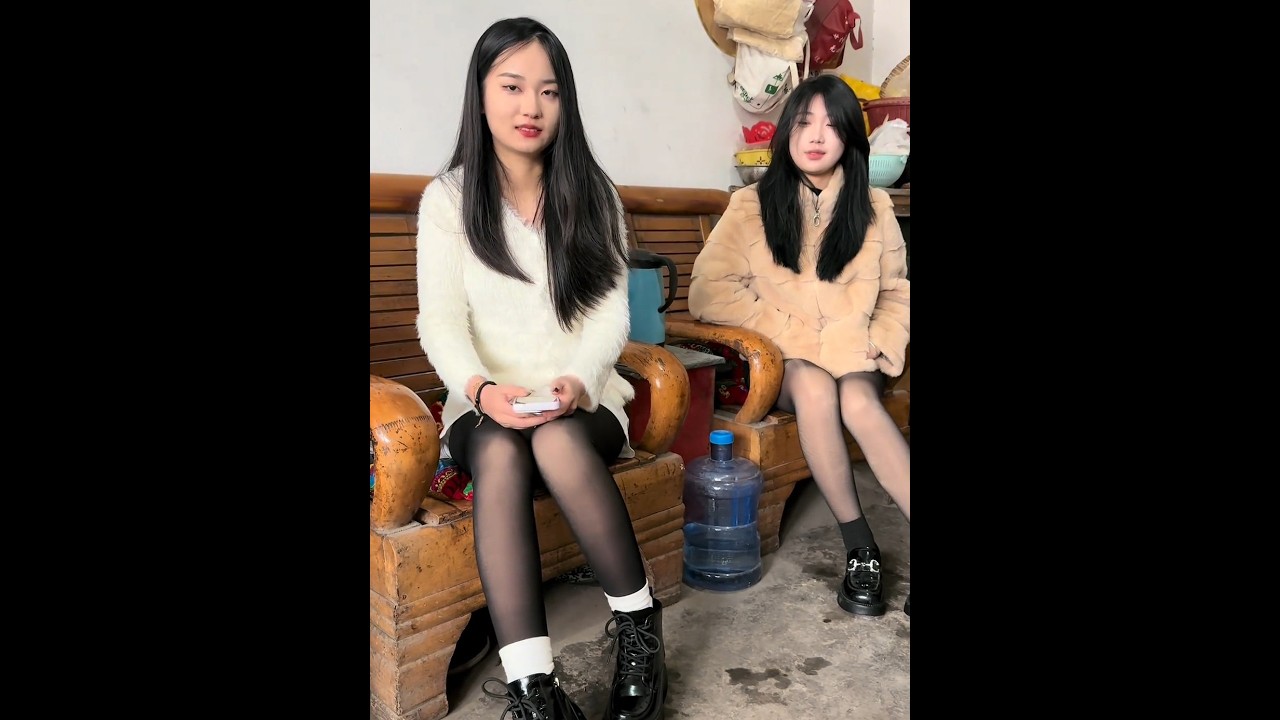 不出正月都是年我提着大鲤鱼下着大雪来相亲了#农村生活