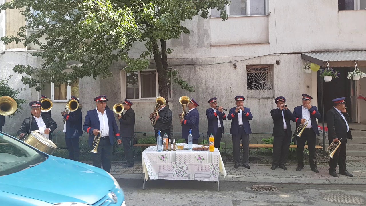 Fanfara de la Valea Mare -Nunta de la bloc 3