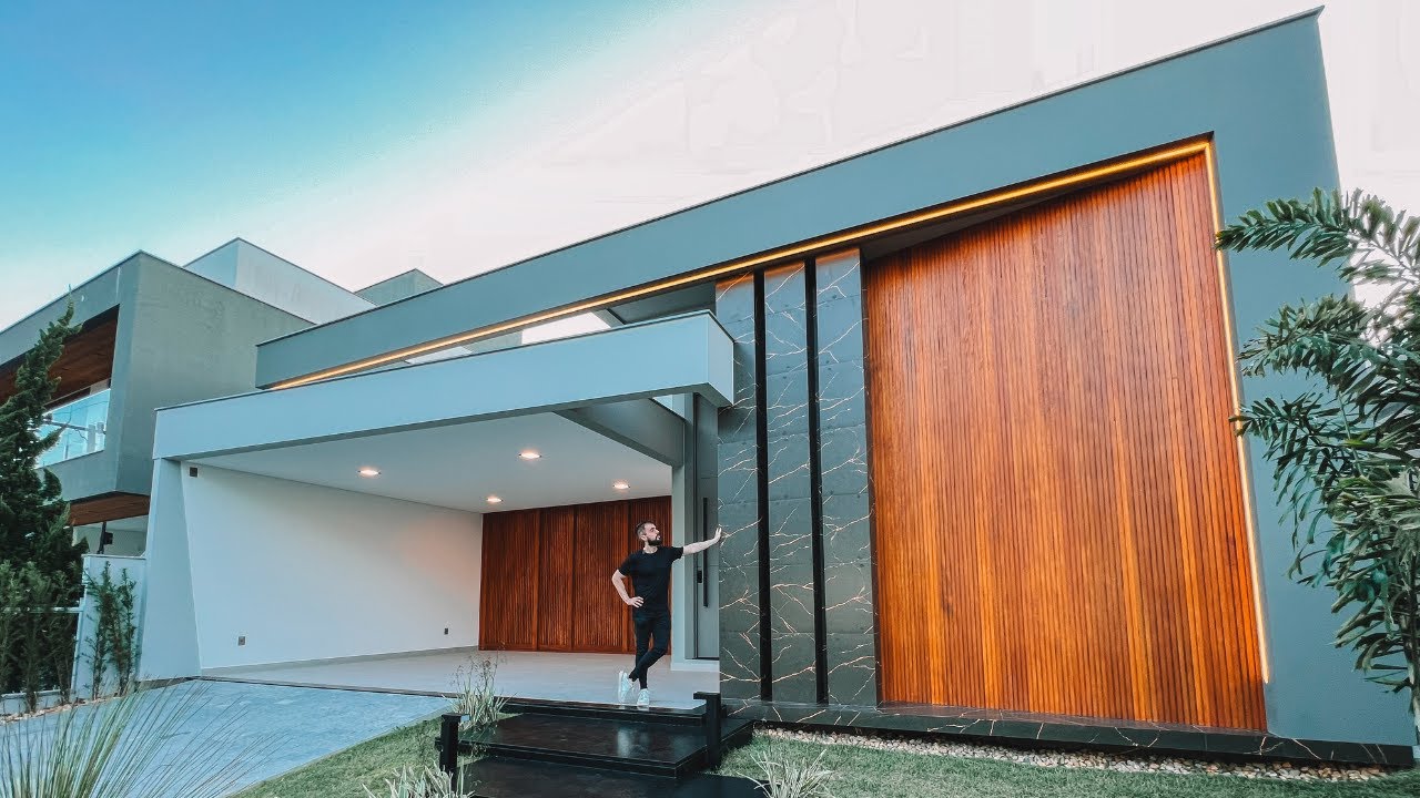 CASA TÉRREA DE ALTO PADRÃO  COM 173 M² NO PEDRA BRANCA | DANILO VOLTOLINI
