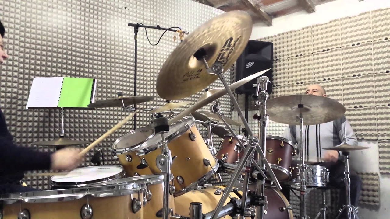 Claide Magrini / Mac Poldo   Drum Battle  (improvvisata)