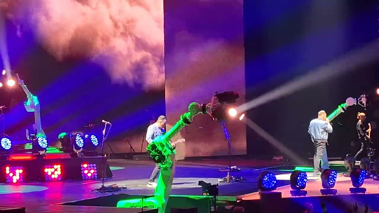 2024.12.14. Budapest Aréna Metropolis Ákos Kegyetlen szerelem