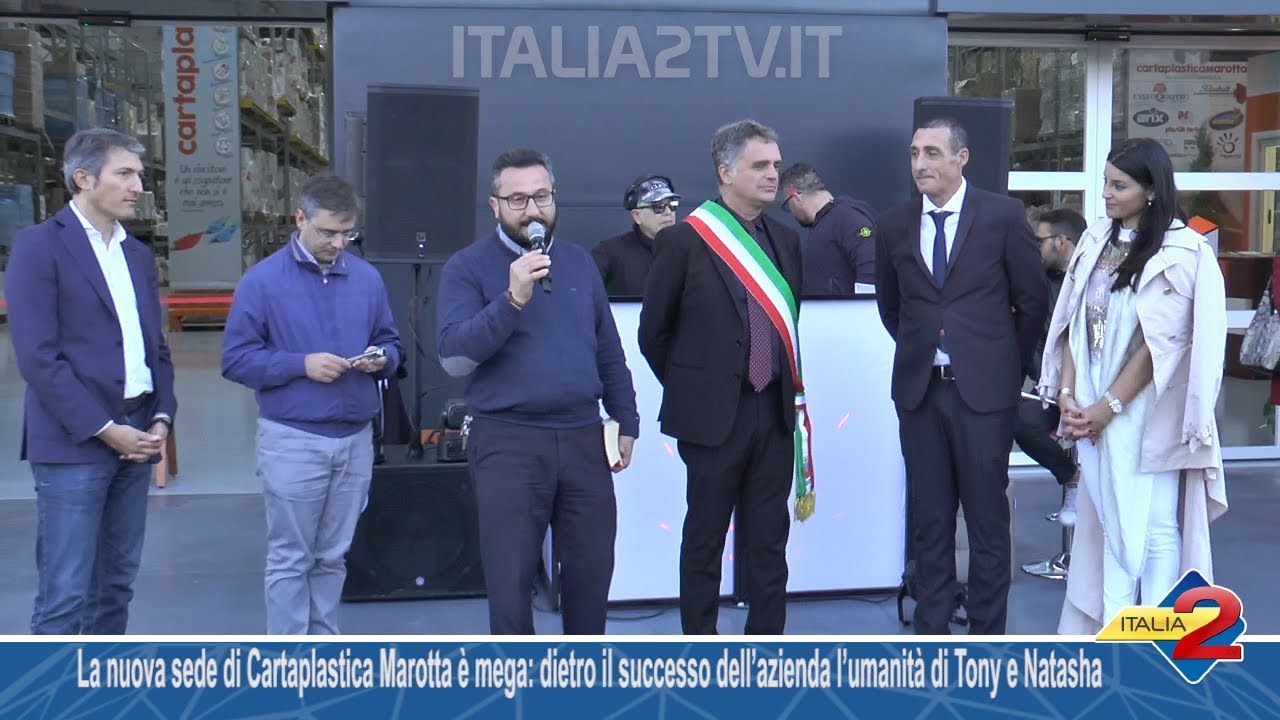 La sede di Cartaplastica Marotta è mega: dietro il successo dell’azienda l’umanità di Tony e Natasha
