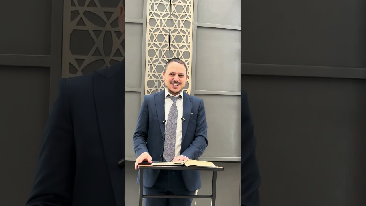 האם בעל בית הכנסת יכול להחרים אדם מלהתפלל בו?