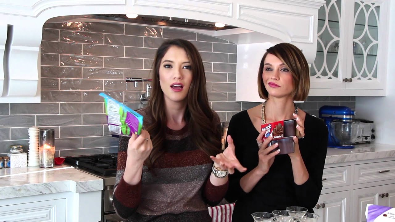 CUTE & QUICK HALLOWEEN RECIPES W/ LISA OSBOURNE! | Blair Fowler