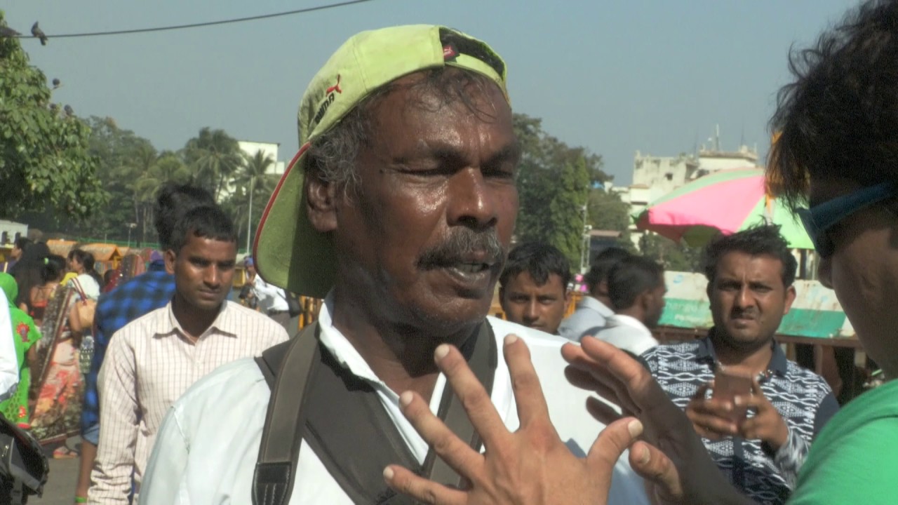 CYRUS KI MUMBAI: GATEWAY OF INDIA