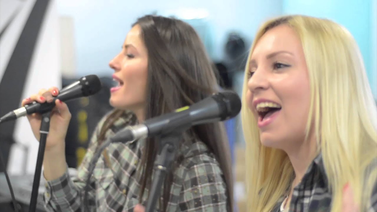 DOC & Motzu & Smiley - Pierdut buletin (LIVE @ RADIO 21)