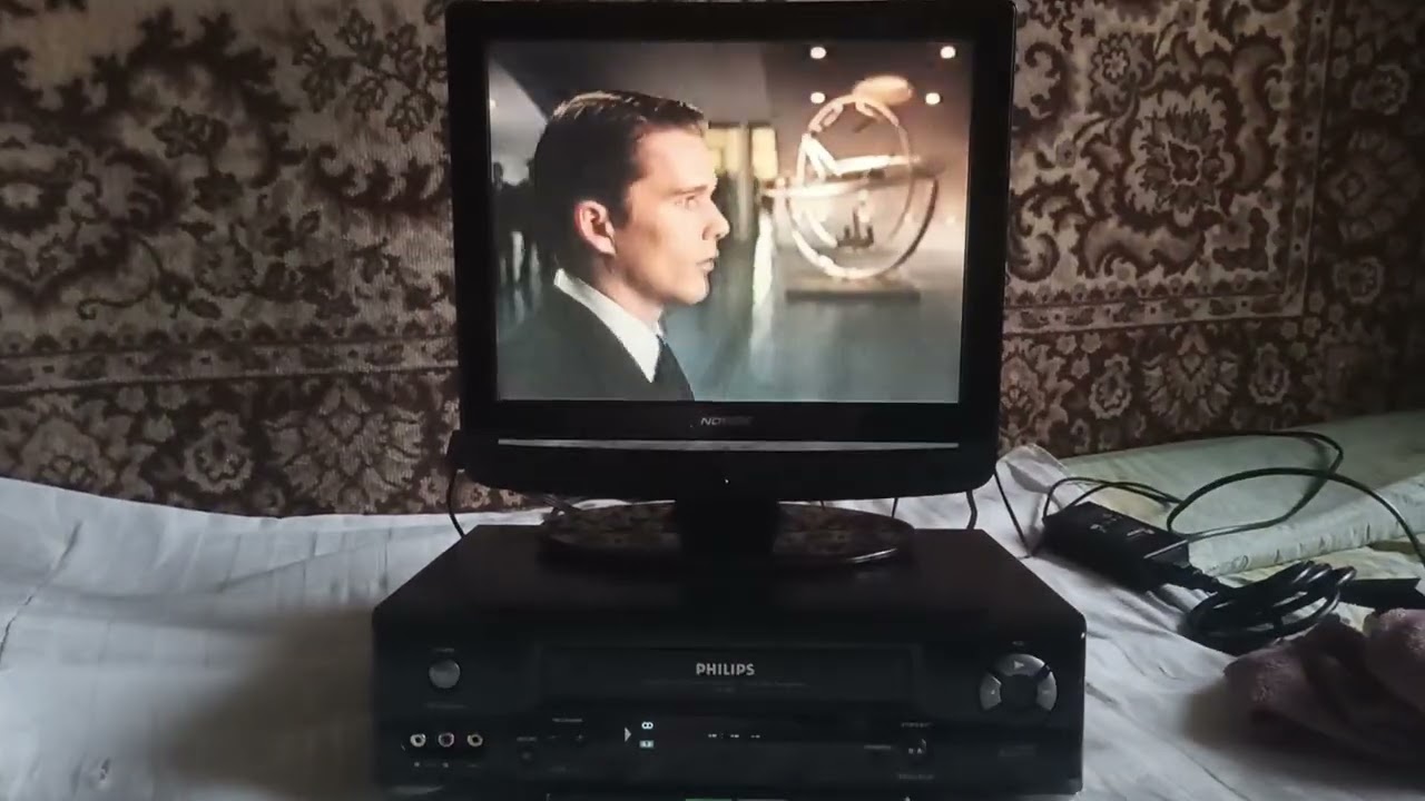 Видеомагнитофон Philips VR685/58 HI-FI Stereo