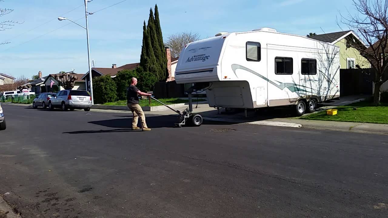 Power Trailer Dolly moving 5th Wheel Camper video