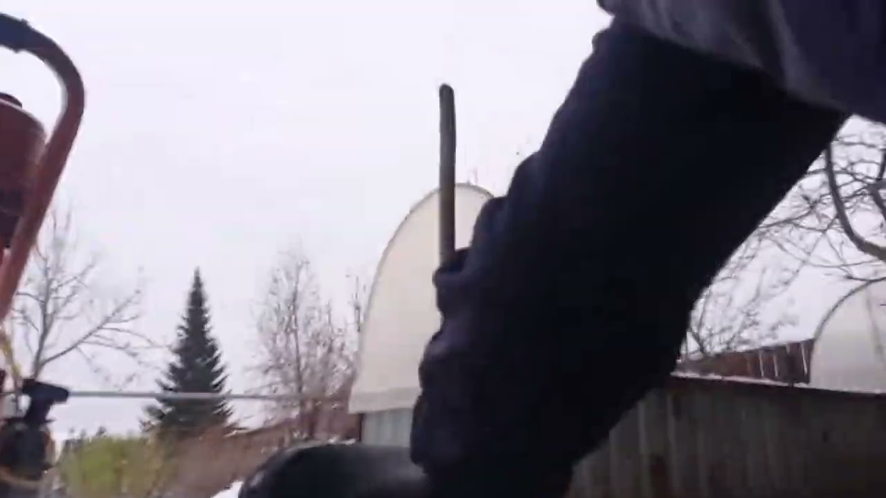 Это старое видео 12.12.2024 в котором моя бензопила заводится с пол оборота 
