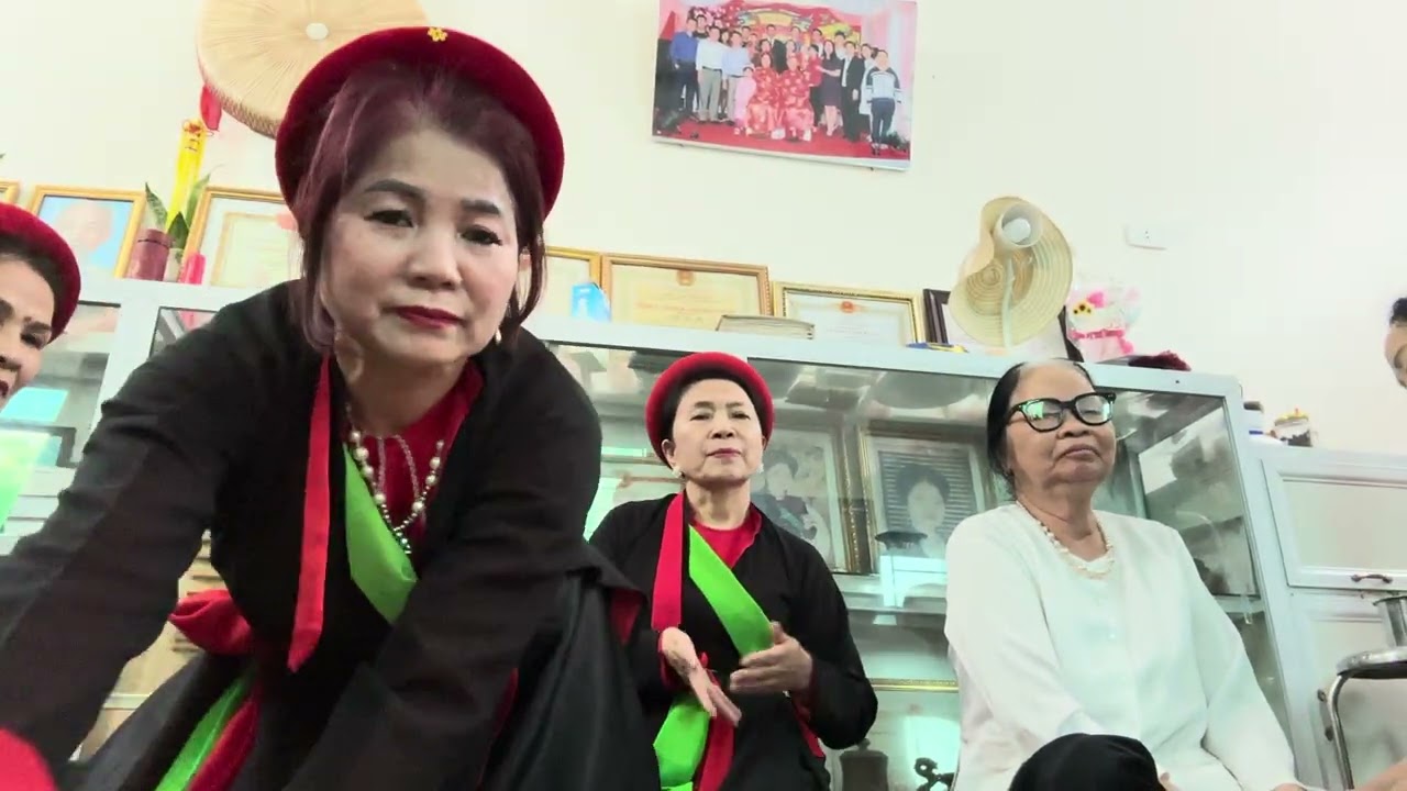 Thu Hương 🌹🌹🌹🌹🌹hát cô đôi thượng ngàn