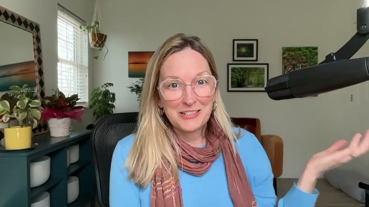 Ep. 21: Get More Done by Doing Less: The Spring Cleaning Method for Overwhelmed Entrepreneurs
