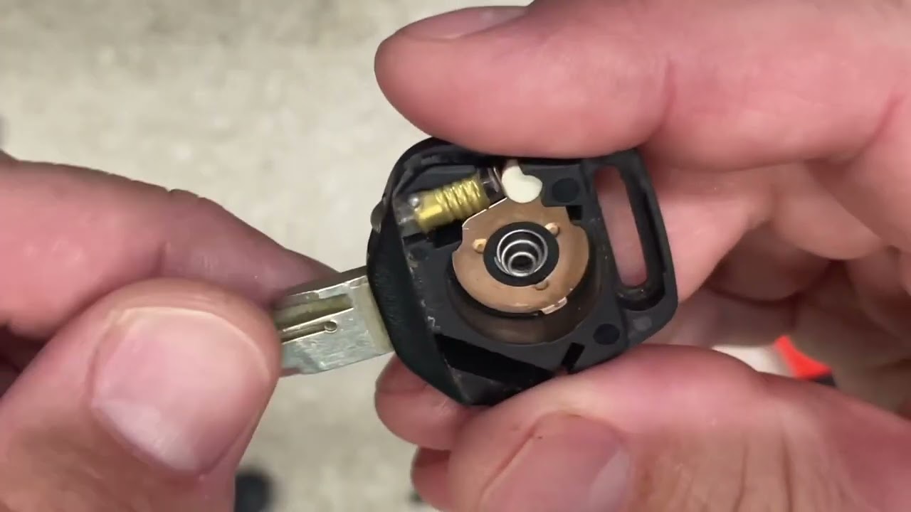 Porsche 993 - replace key head