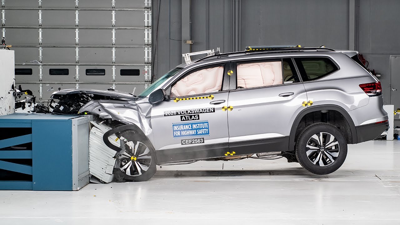 2026 Volkswagen Atlas updated moderate overlap IIHS crash test