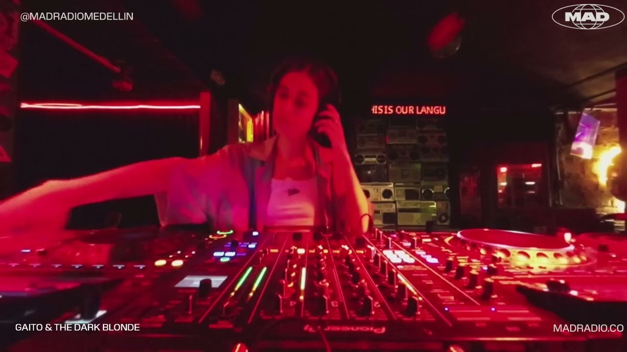 GAITO Y THE DARK BLONDE@madradiomedellin_