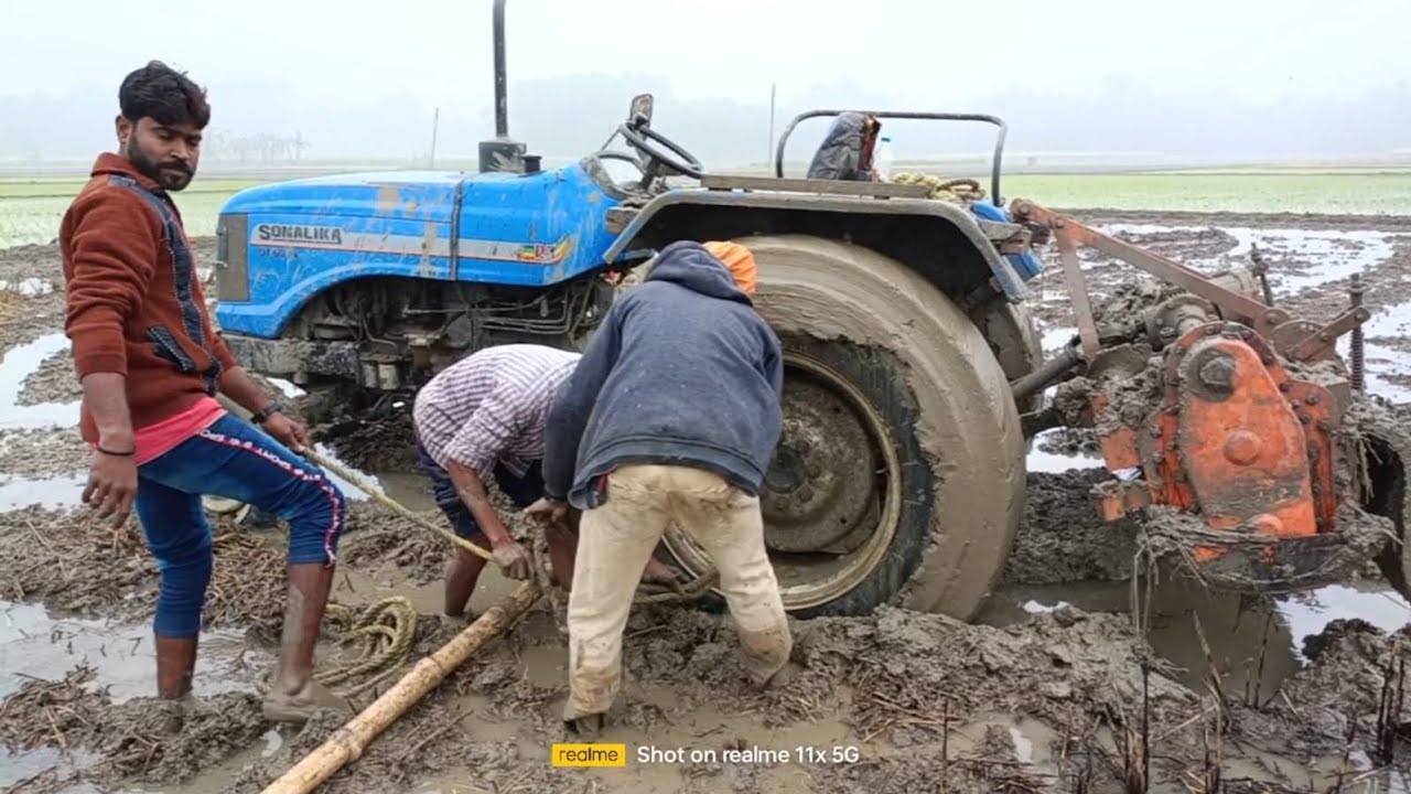 Tractor fas Gaya video 