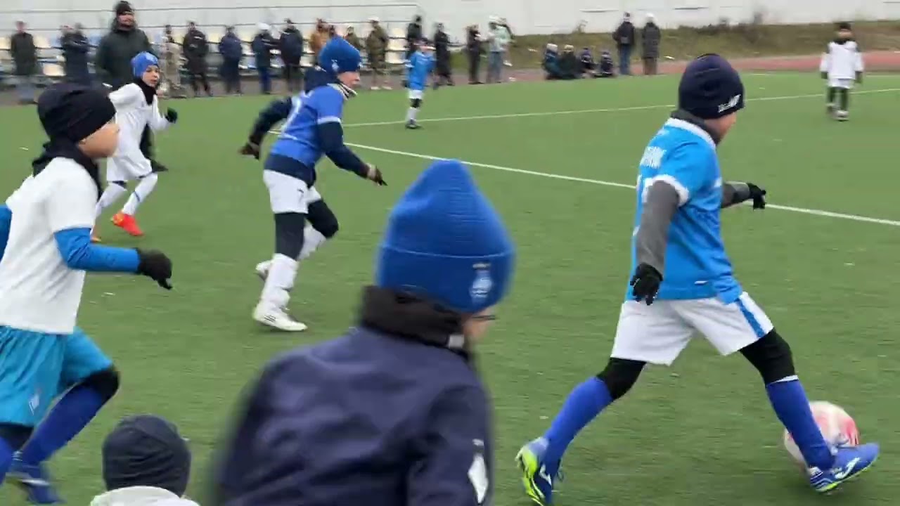 ФК Динамік 2(17)- ФК Динамік (18) зимня першість 