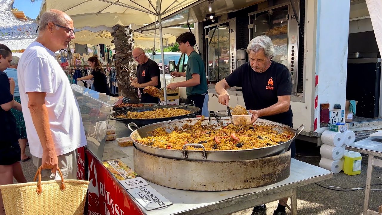 Le Lavandou || Market || Travel Guide