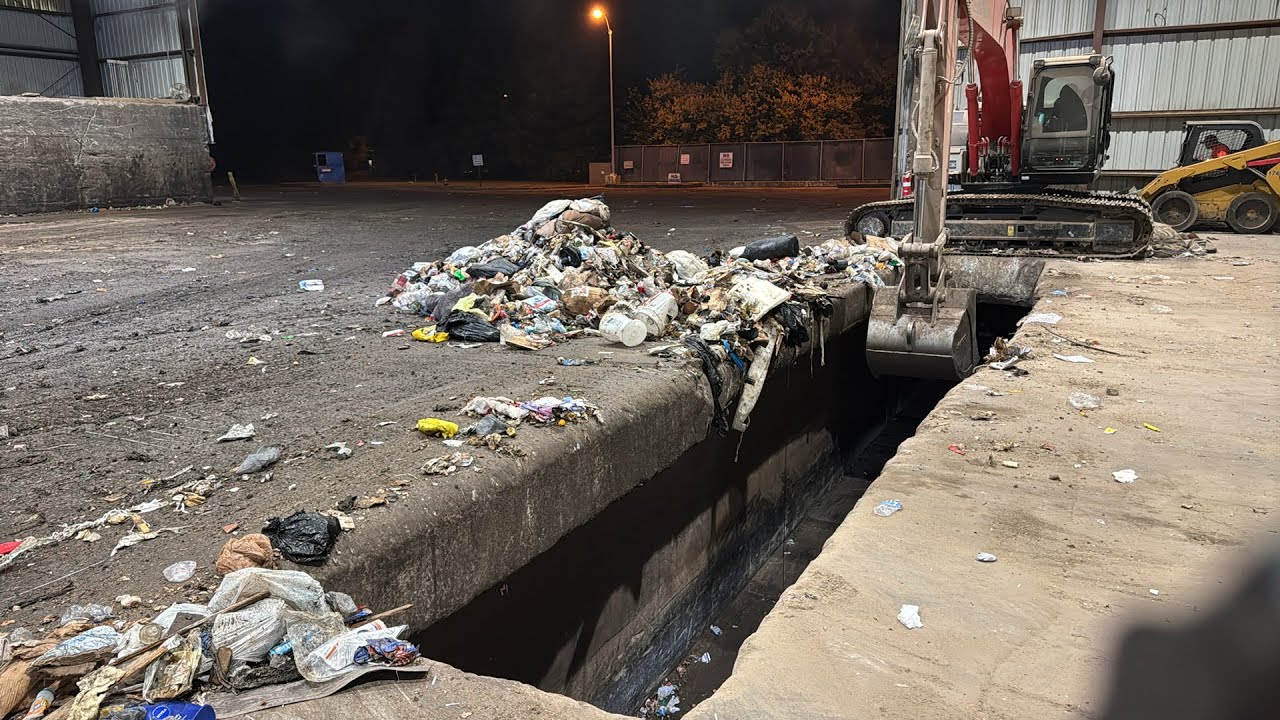 Light night #recycling