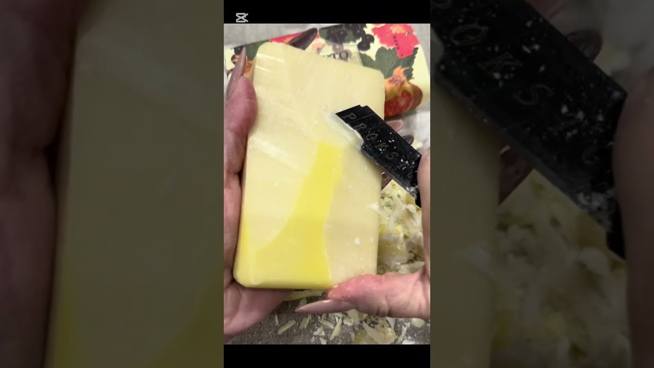 SOAP🧼ASMR🫧#asmr #asmrsoap #relaxing #asmrsounds #asmrvideo #soap #soapcutting #soapasmr #soapcarving