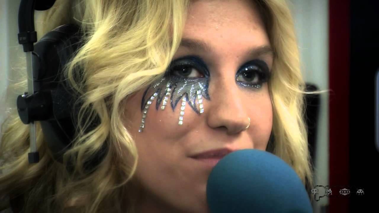KESHA INTERVIEW ROCK WERCHTER 2011 on PURE