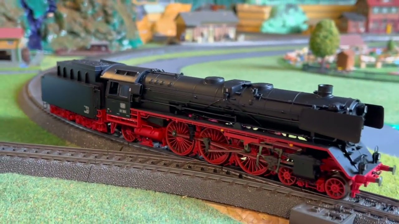 Märklin Dampflok BR01 HO