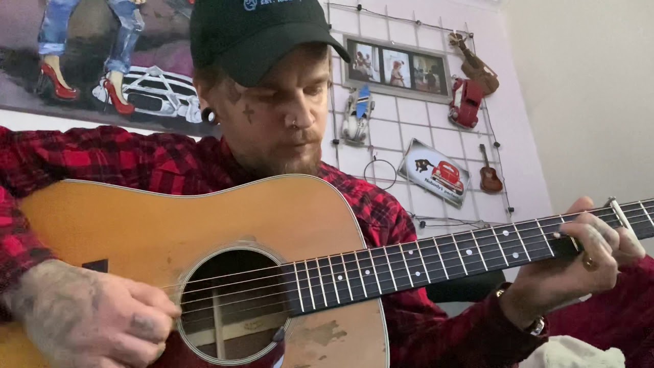 Martin D-28: невыпуклые распорки против выпуклых распорок | Чувствуете разницу?
