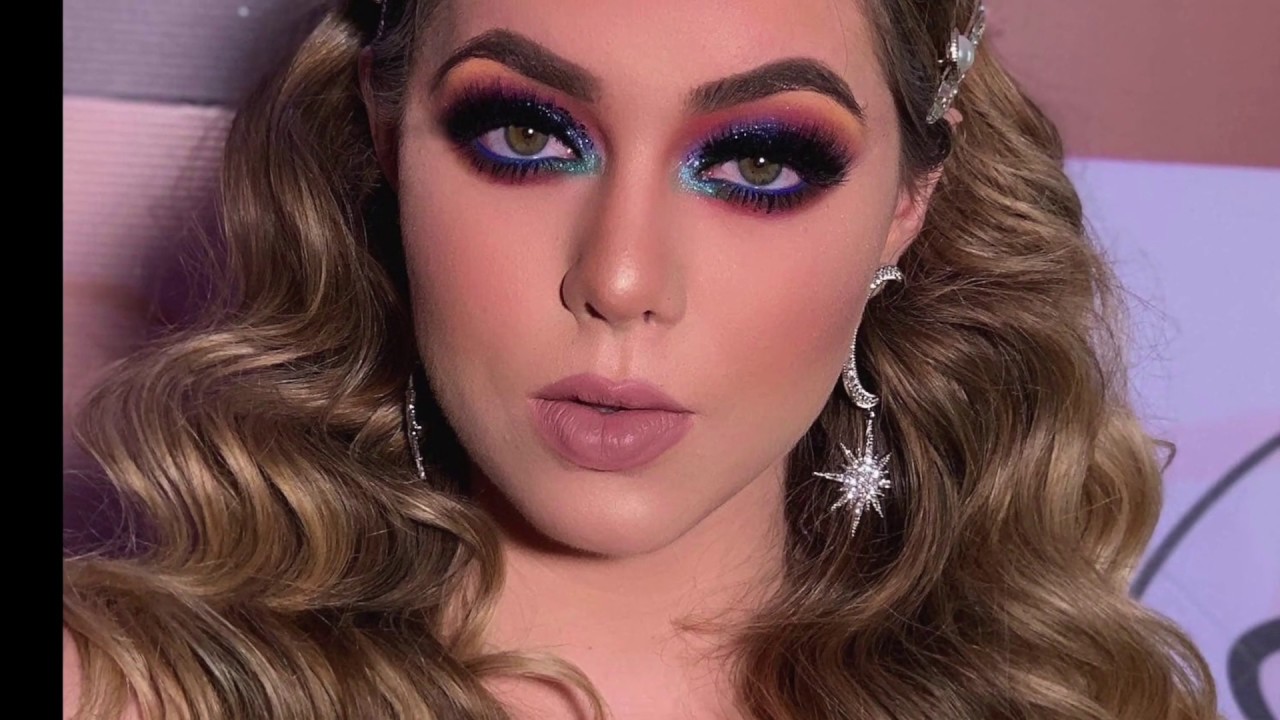 FULL COLOR MAKEUP