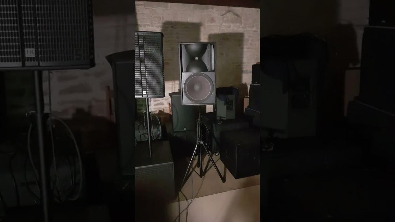 Hk audio linear 5 115 FA mk2 VS Dk audio sp15 both with Hk audio Linear 5 MKII 118 Sub A part 2