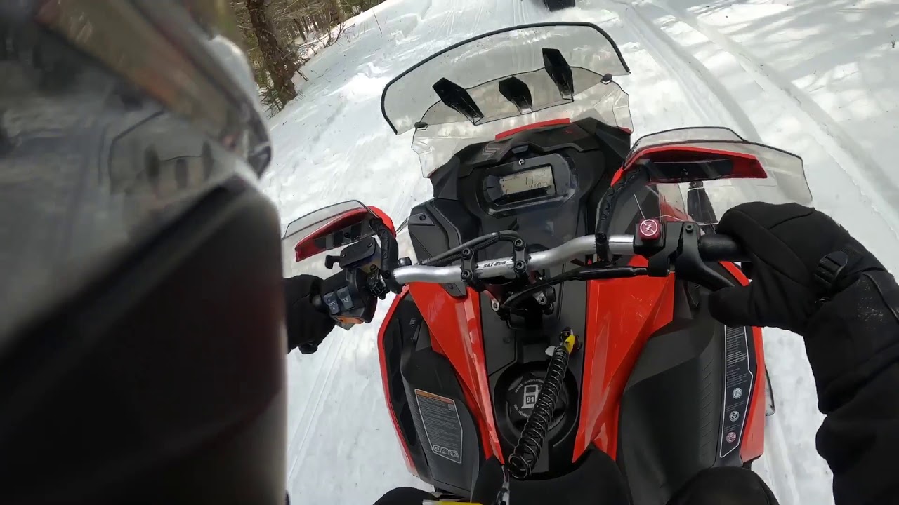 Обзор тест-драйва Ski-Doo MXZ TNT 850 Etec 2020 года.
