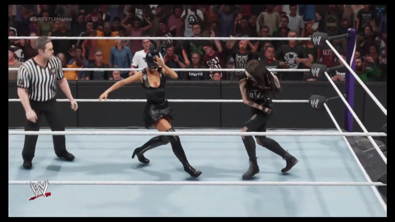 Ariana Grande vs. Mila Kunis (WWE 2k19) - Royal Girl Fights 😍