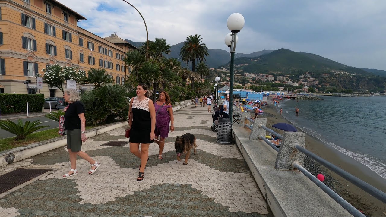 [4K] Walking Arenzano in Italy 2020