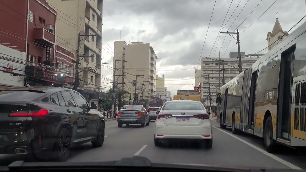 Vamos de carro do Bras até a ponte do aricanduva