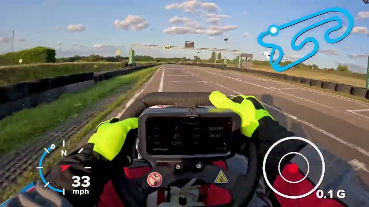 2025 New DMAX Karting Hotlap &ndash; Daytona Sandown Park (Helmet Cam + PB Lap)
