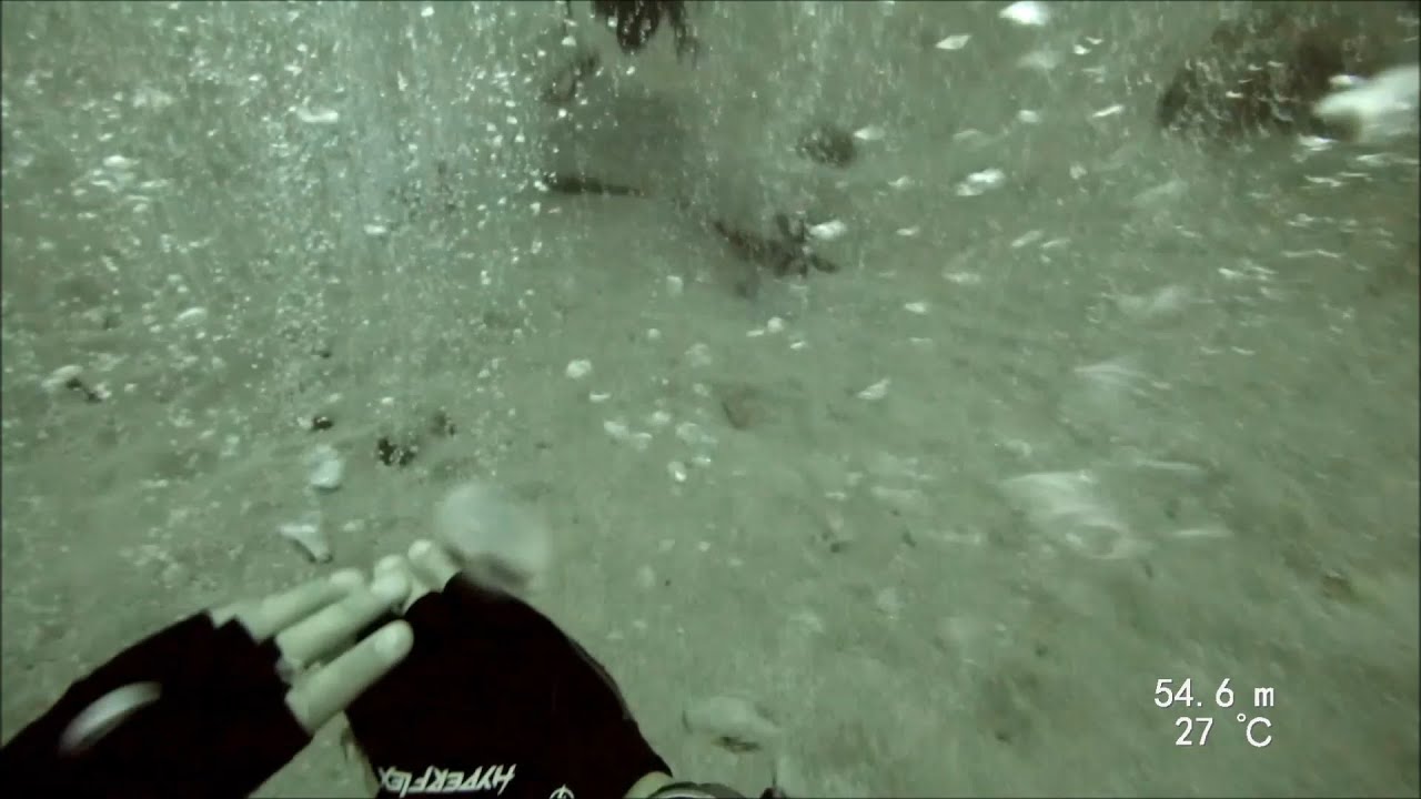 A Patch of Seafloor off the Coast of the Philippines So Bubbly, It's Like Swimming Through Champagne