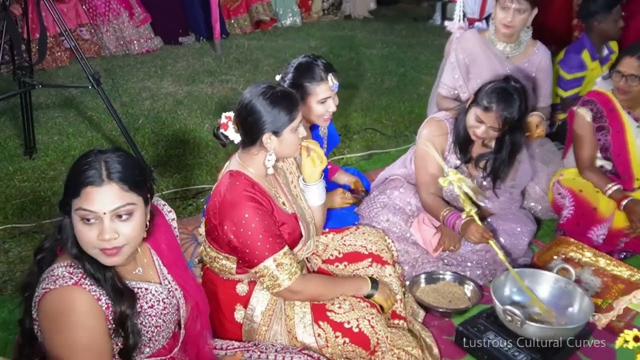 Bhatwaan Highlights 99  - Lustrous Cultural Curves