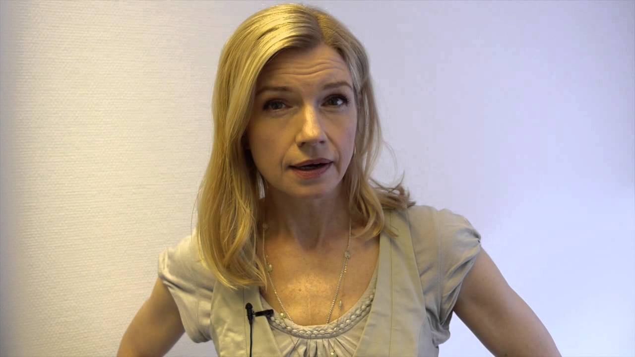 Cecilia Frode lär Niklas Källner att bli en skådespelare - I Särklass med Niklas