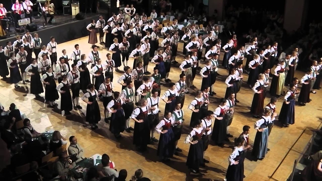 Bauernbundball 2015 Auftanz TJBLJ Osttirol
