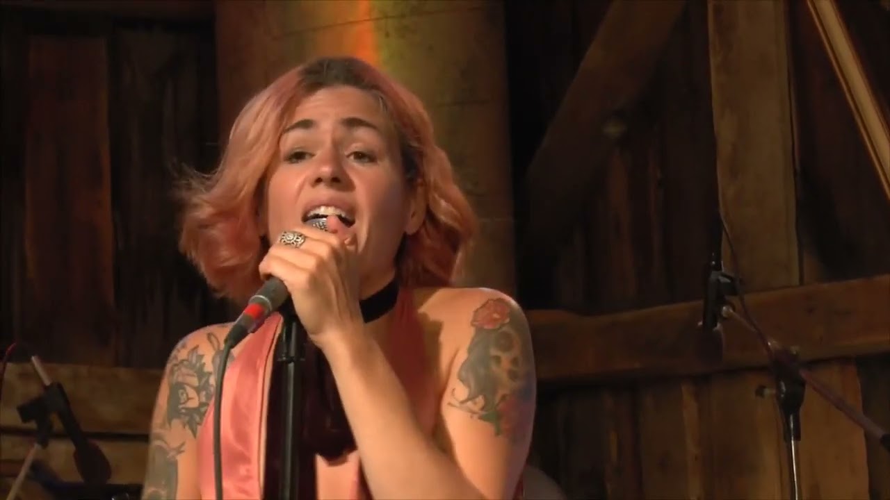 Fortune - LIVE at the Barn