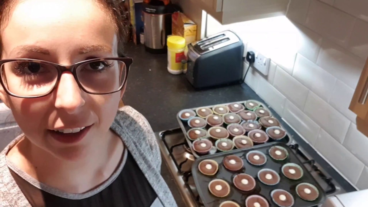 Low syn buns using only 2 ingredients! | Slimming World