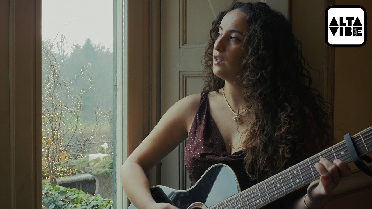 Camilla Buzzetti - Pictures (Official Video)