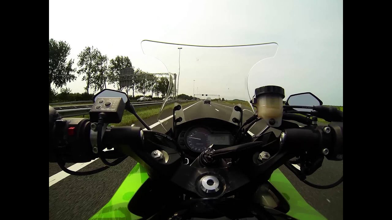 Kawasaki 2011 z1000sx Gopro Akraprovic