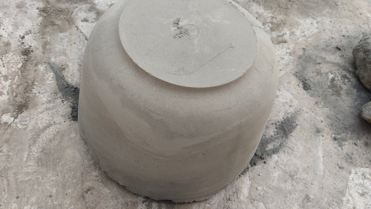Asmr | Full Tub of fresh pure black cement crumbling in floor with shifting | ASASMR |
