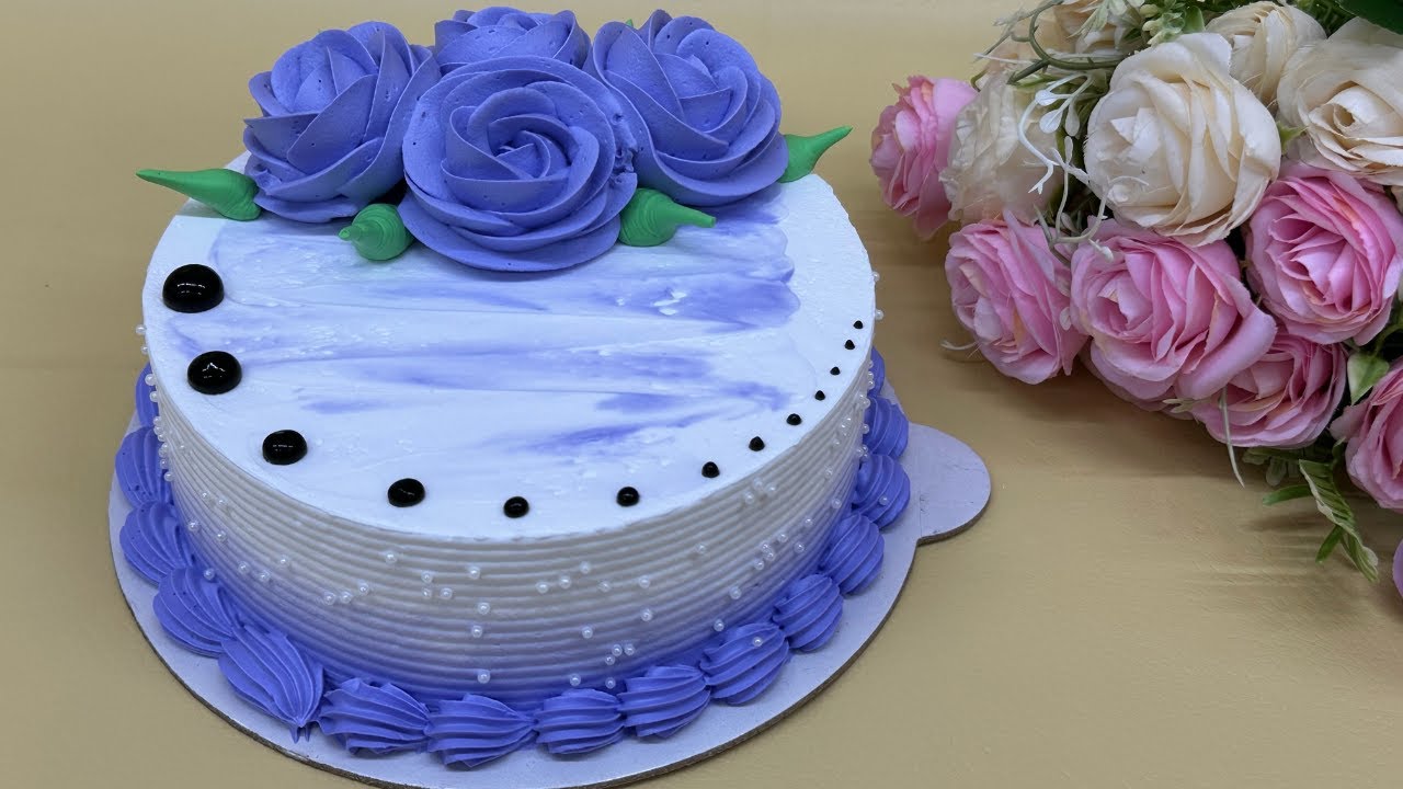 Most purple roses, cake decorating ideas #cake #shorts #rosescake #trending #shortsfeed #purplerose