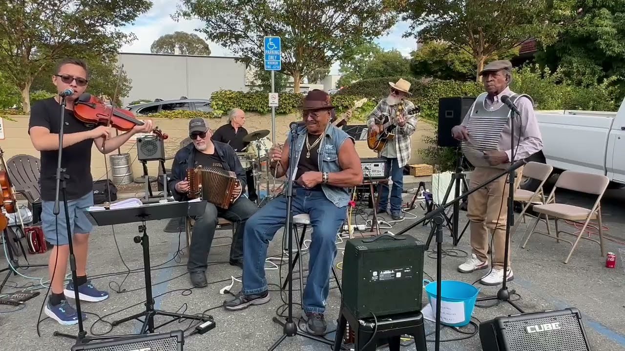 L'anse Aux Pailles with CajunMax & CBR