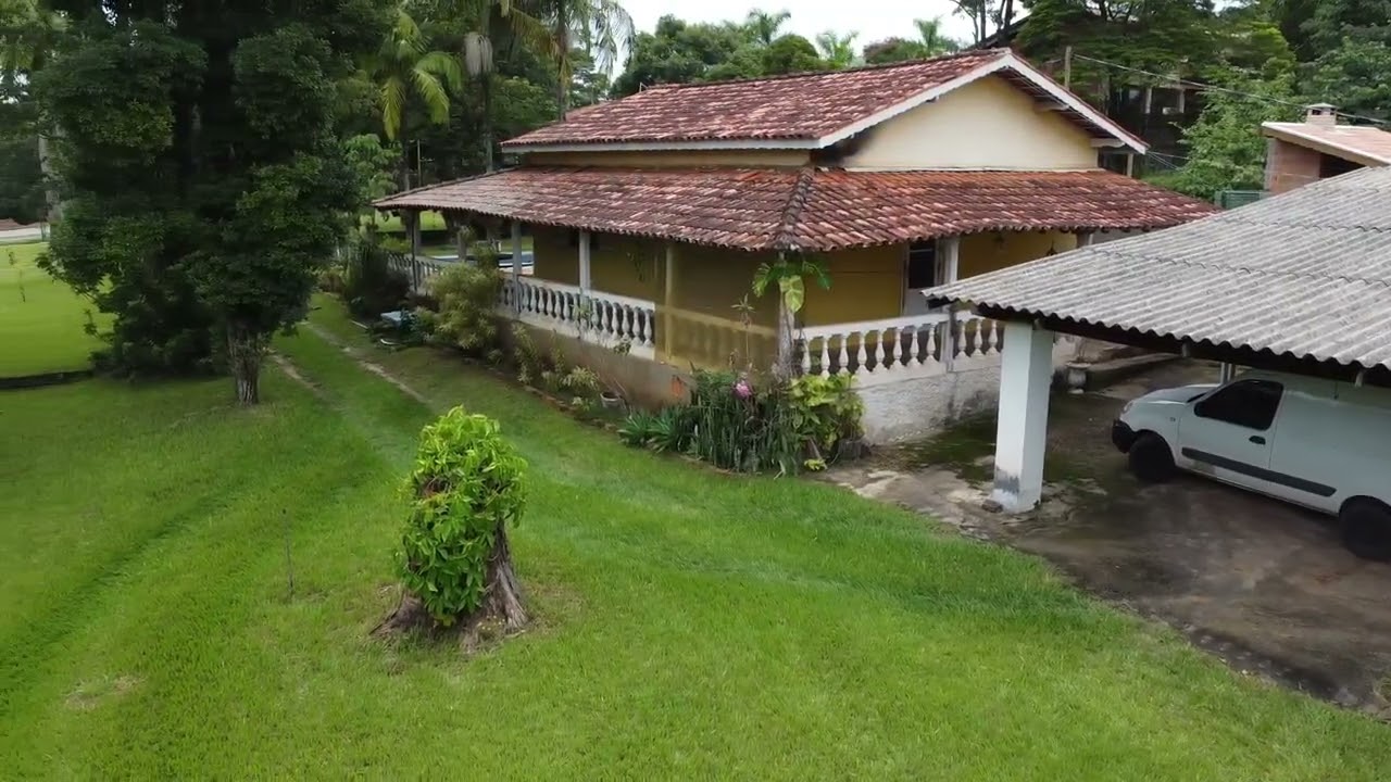 🏡 Chácara à Venda em Holambra – Um Refúgio Completo a 5 Minutos do Centro!