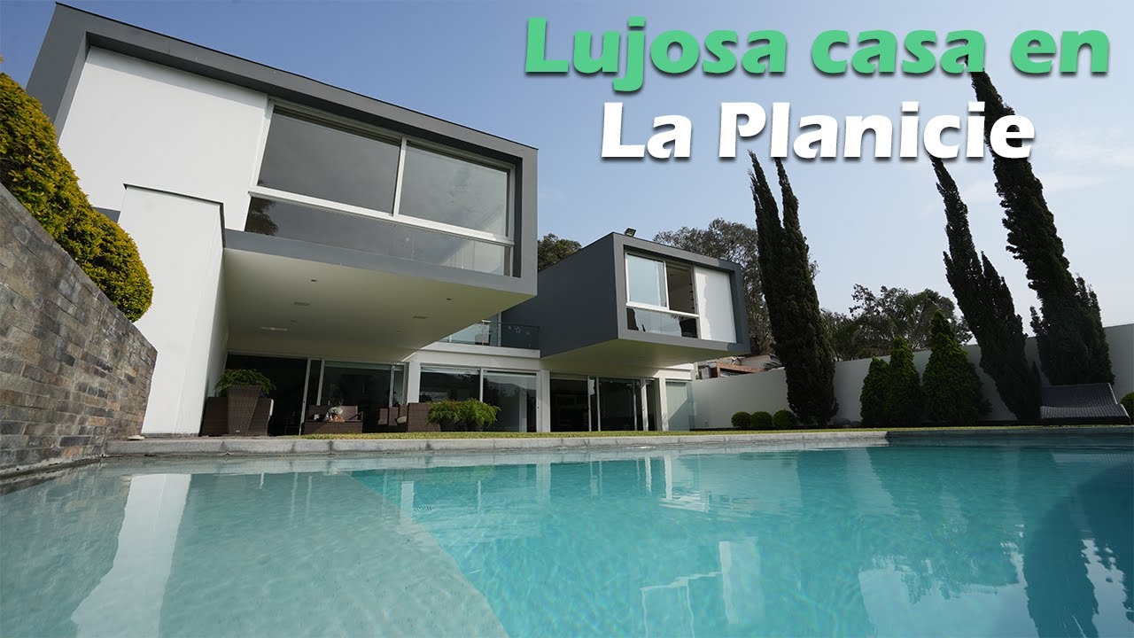 Lujosa casa en La Planicie