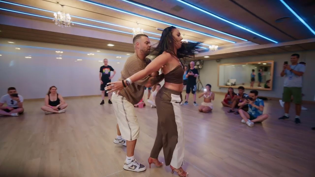 Vito & Desiré (Bachata Workshop) - No Hay Vato Perfecto (Kewin Cosmos) - HOT Weekend 2025