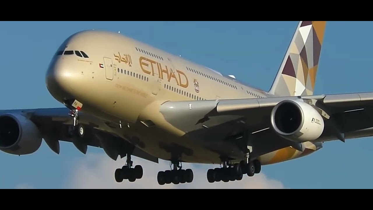 Amazing plane takeoff and landings @aviationswithall 