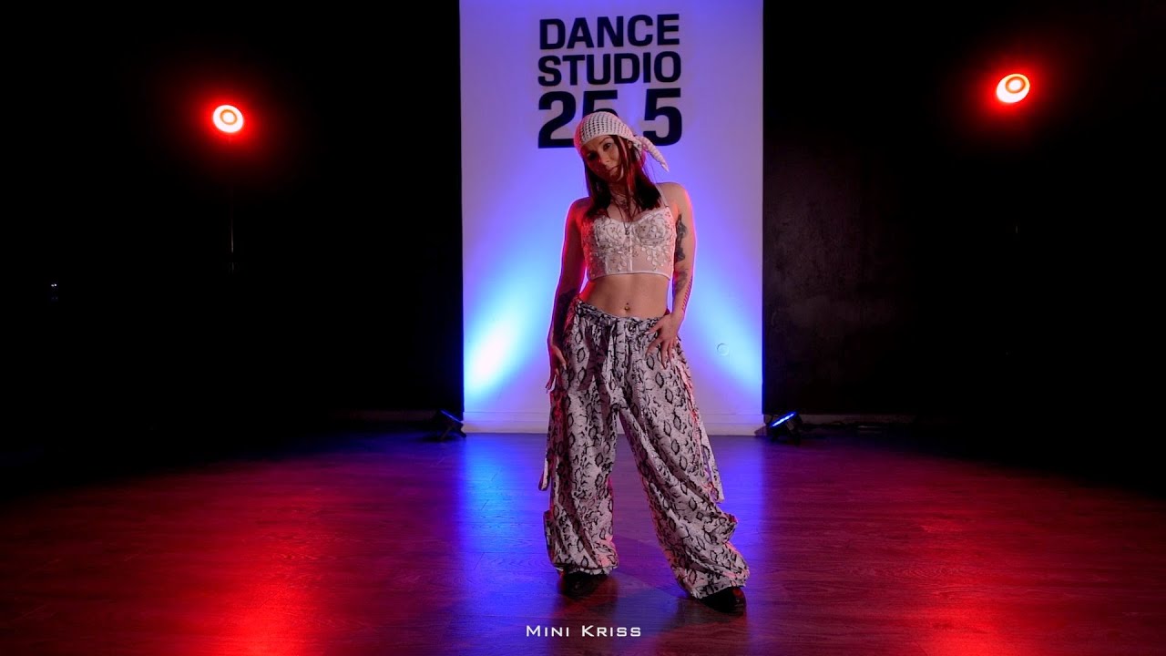 Fem Hop. Mini Kriss || Dance Studio 25.5